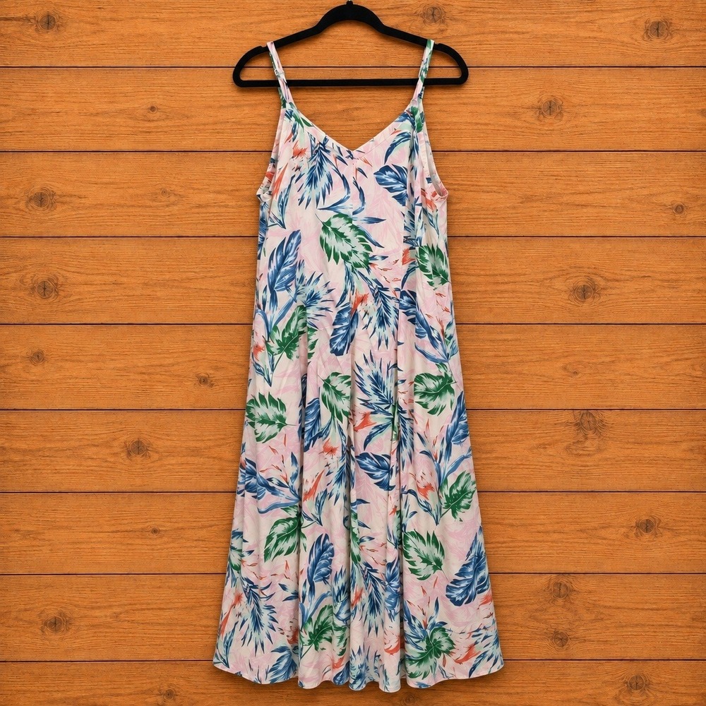 Torrid Tropical Palm Leaf Print V-Neck Midi Dress Pink Plus Torrid Size 2 (XXL)